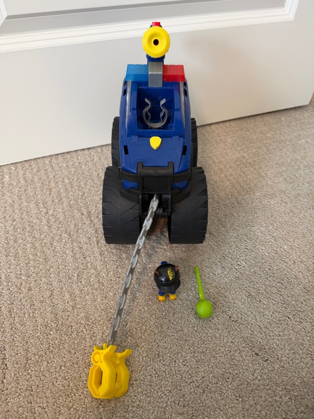 Paw Patrol Chase Ultimate Rescue Wheels - works - Picture 3 of 3